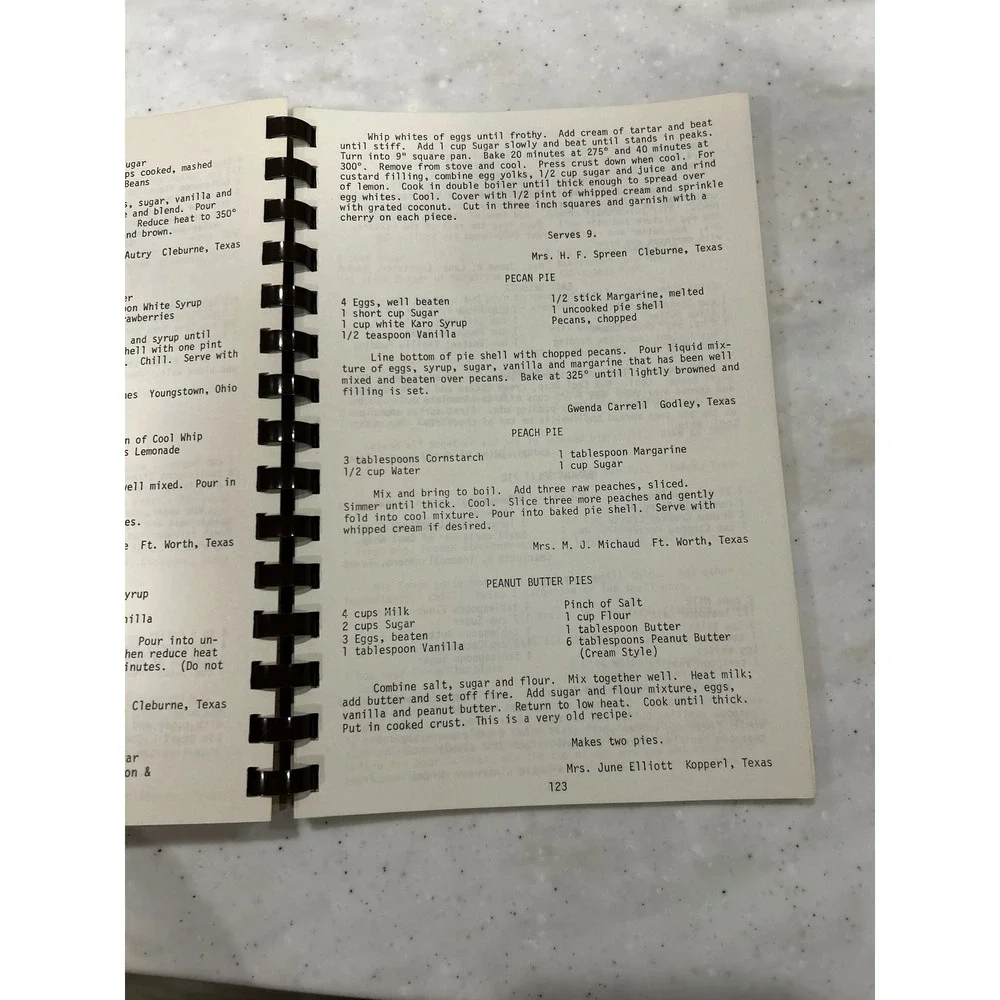 Cowpasture Cooking First State Bank Rio Vista Texas Cookbook  Recipes Vintage